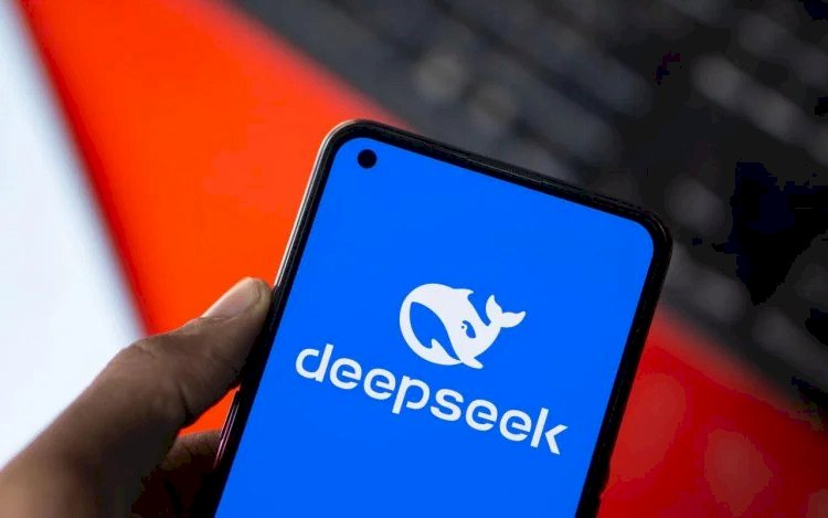 Китайская нейросеть DeepSeek обрушила акции мировых IT-компаний